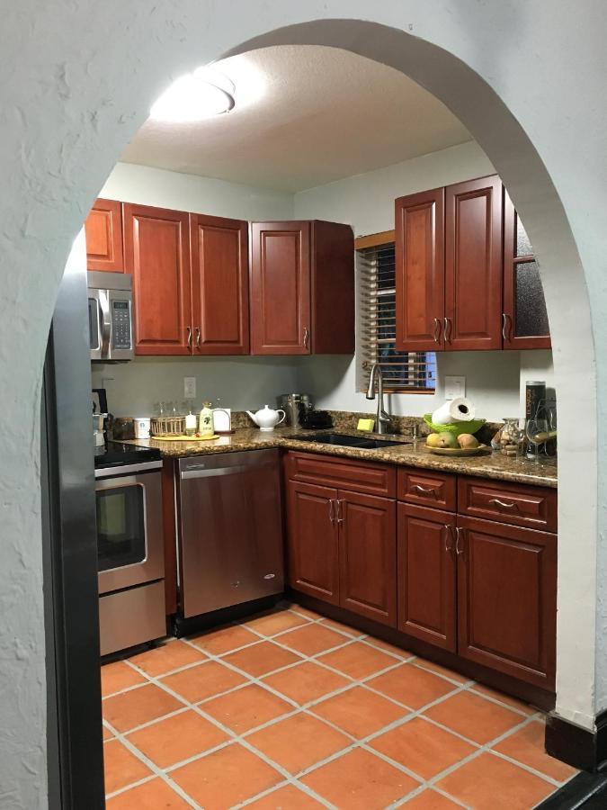 Heavenly Suite In Little Havana Free Parking Miami Extérieur photo